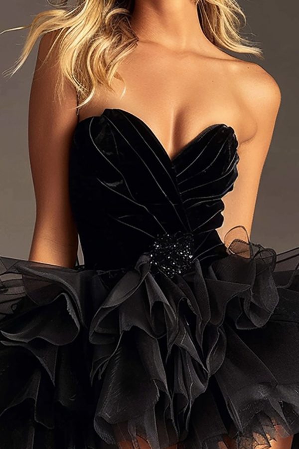 Ruffled Strapless Tiered Black Homecoming Dress - Image 2